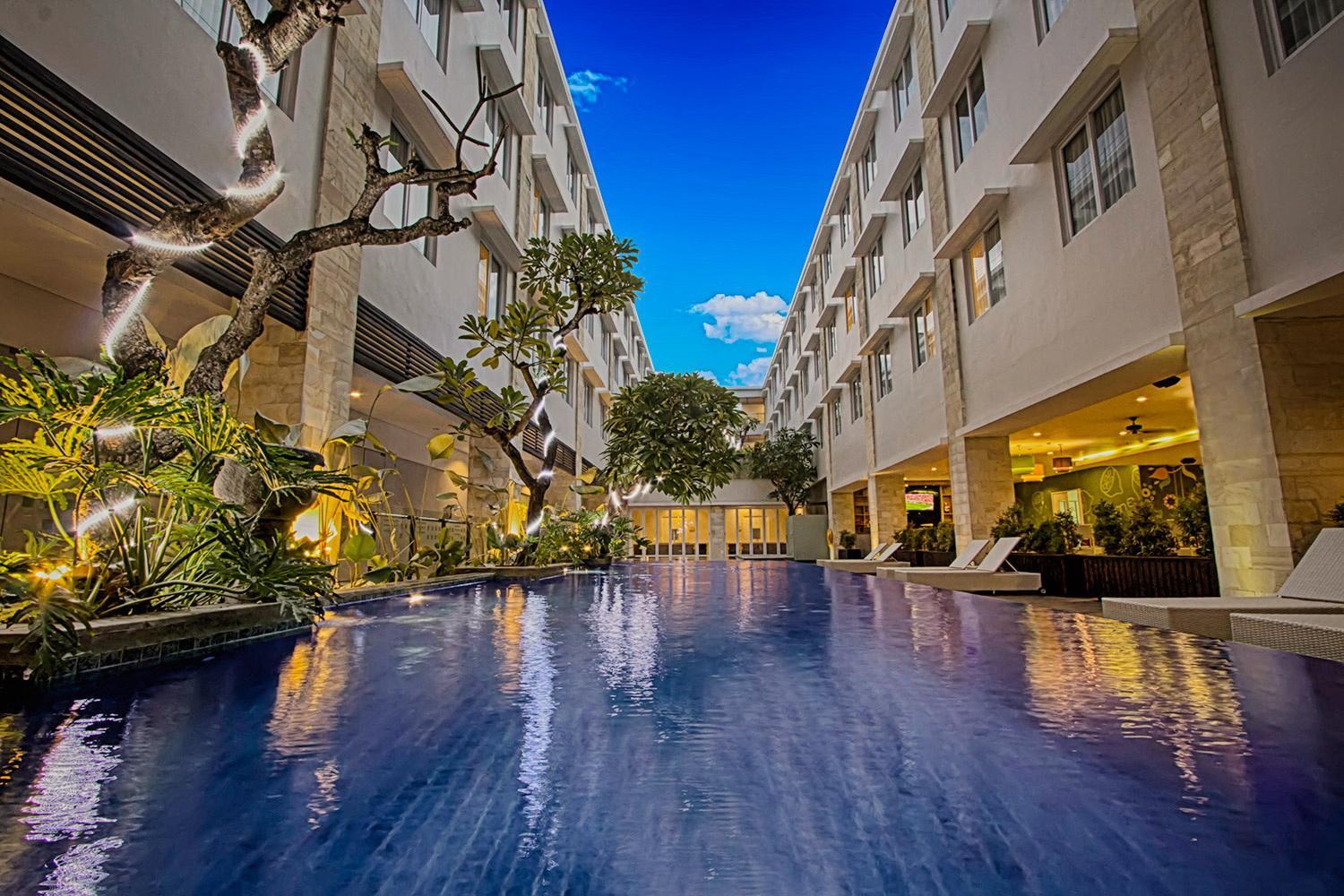 Crystalkuta Hotel - Bali Exteriör bild